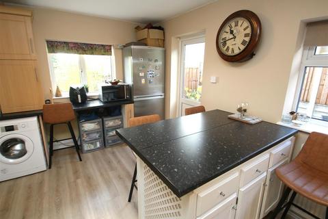 3 bedroom detached bungalow for sale, Southampton Road, Alderbury