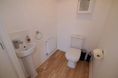 2 bedroom terraced house to rent, William Street, Tiverton EX16