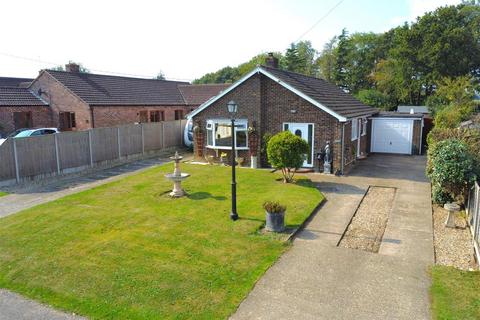 3 bedroom detached house for sale, Wendling Road, Longham