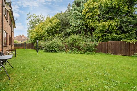 3, Carrich House Curling Vale, Guildford, GU2 7QA