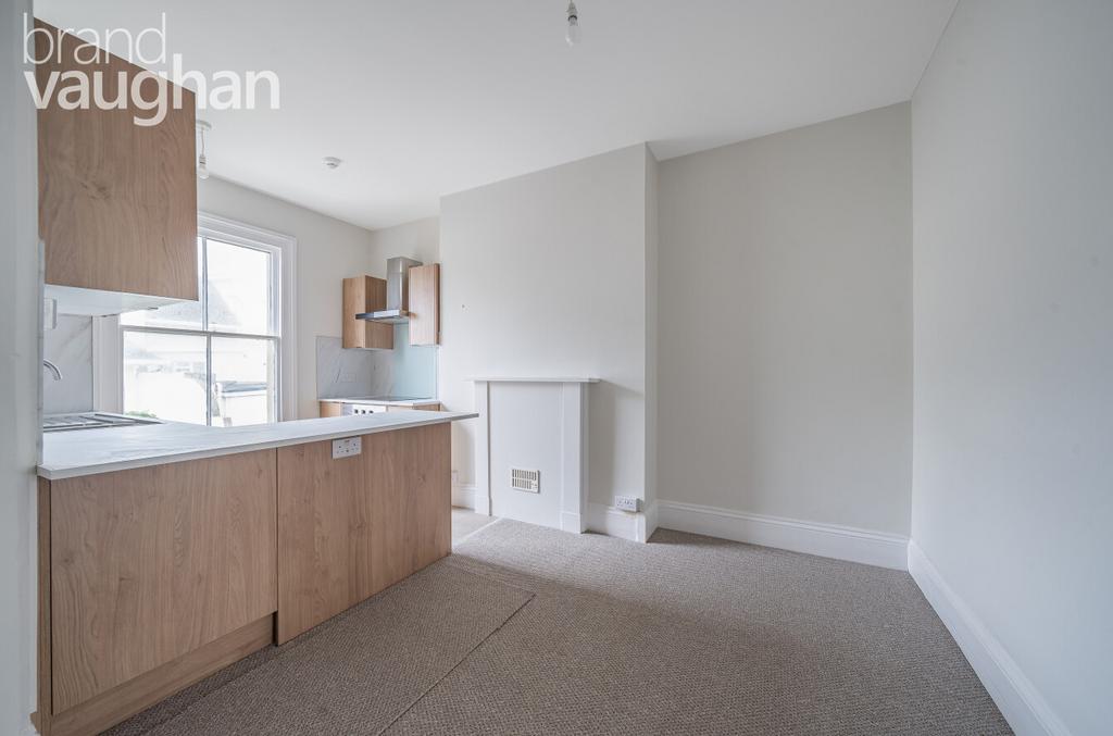 Seafield Road, Hove, East Sussex, BN3 1 bed flat to rent £1,300 pcm