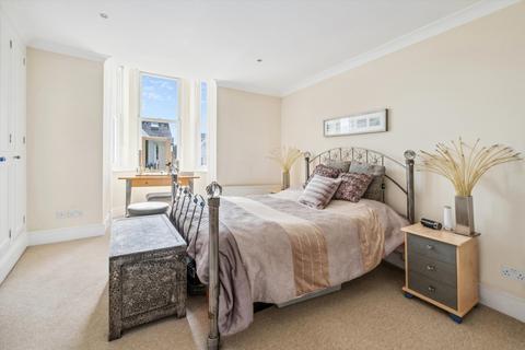 3 bedroom terraced house for sale, Oxford Road South, Chiswick, London, W4