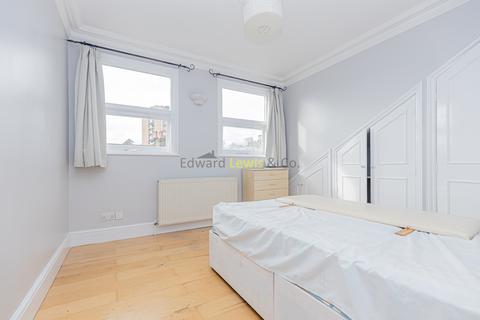 2 bedroom flat to rent, Alkham Road, London N16