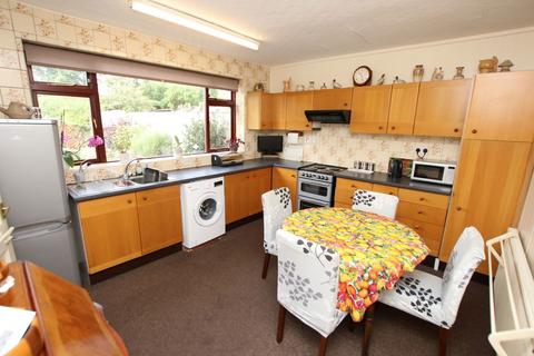 12 Carrs Lane, Cudworth, Barnsley, S72 8EJ