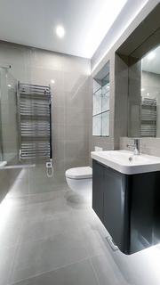 3 bedroom flat to rent, Buckle st. Aldgate East, London, E1