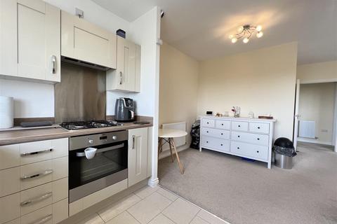 2 bedroom apartment to rent, Field Sidings Way, Kingswinford, West Midlands