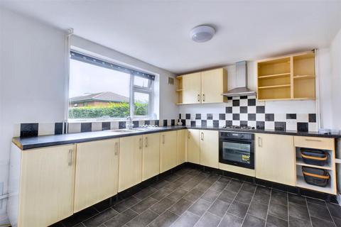 3 bedroom end of terrace house for sale, Winterton Rise, Nottingham