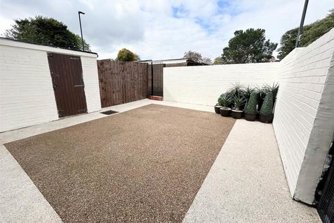 15 Apperley, Newcastle Upon Tyne, NE5 2JT