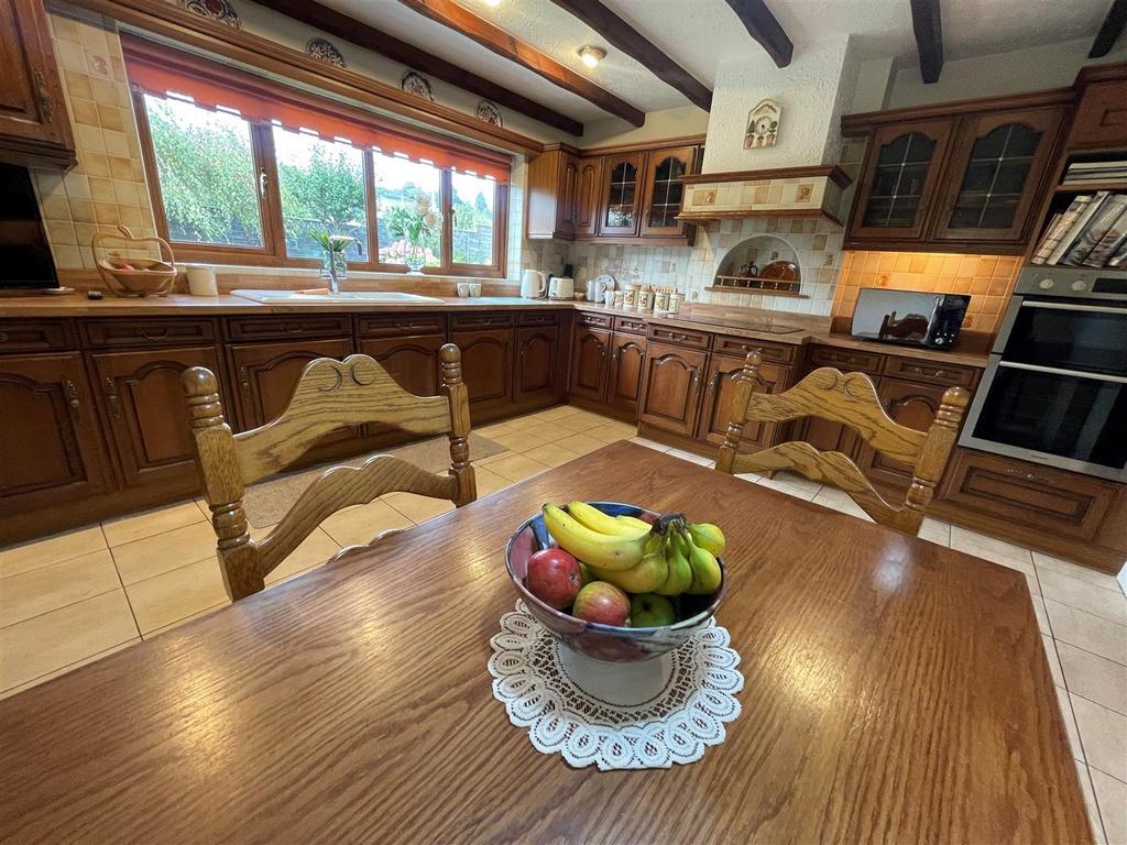 Kitchen Breakfast Room