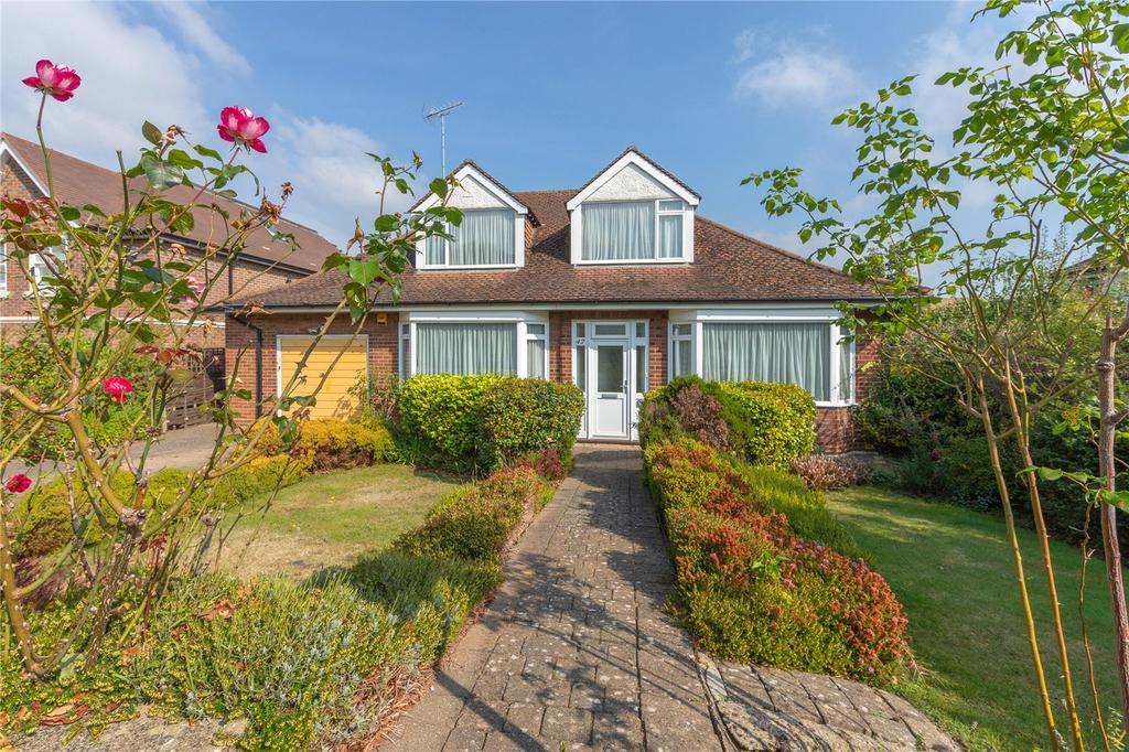 Goodyers Avenue, Radlett... 4 bed bungalow for sale £1,500,000