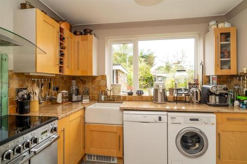 3 bedroom semi-detached house for sale, Hartforde Road, Borehamwood WD6