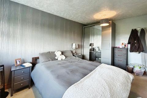 12 Beechnut Drive, Blackwater, Camberley, GU17 0DJ