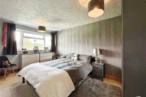 12 Beechnut Drive, Blackwater, Camberley, GU17 0DJ