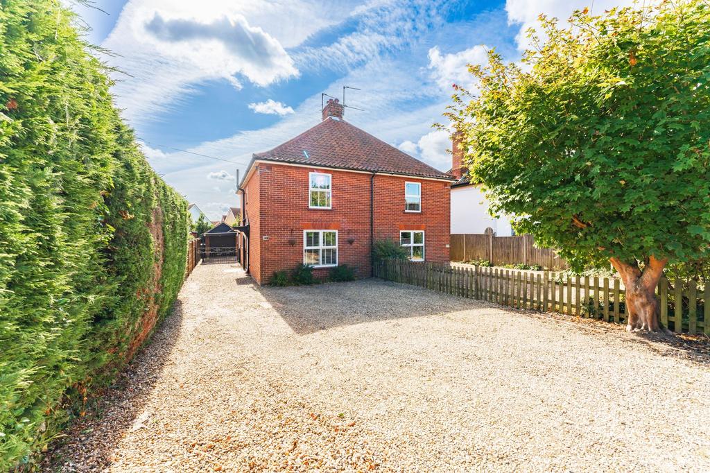 Norwich Road, North Walsham 2 bed semidetached house for sale £284,000