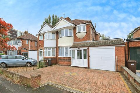 3 bedroom semi-detached house for sale, Harrowby Road, West Midlands WV10