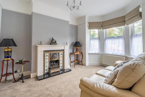 3 bedroom terraced house to rent, Knavesmire Crescent, York, YO23 1ET