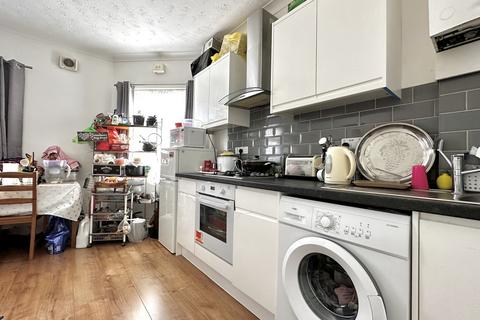 1 bedroom flat for sale, Leavesden Road, Watford, WD24