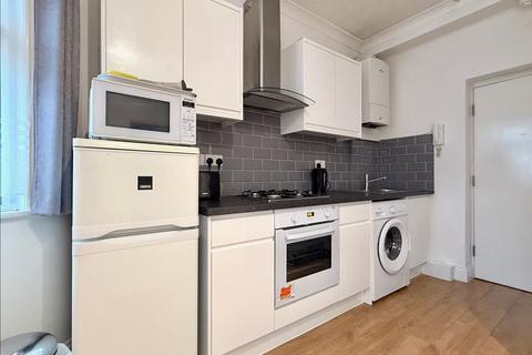 1 bedroom flat for sale, Leavesden Road, Watford, WD24