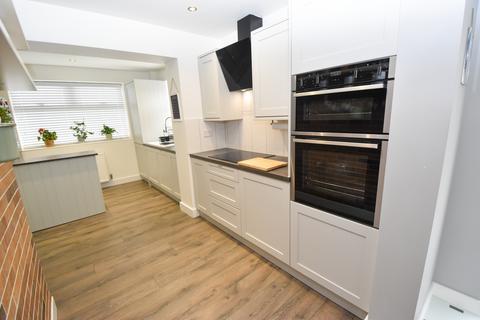8 Sheldon Close, Partington, Manchester, M31 4NS