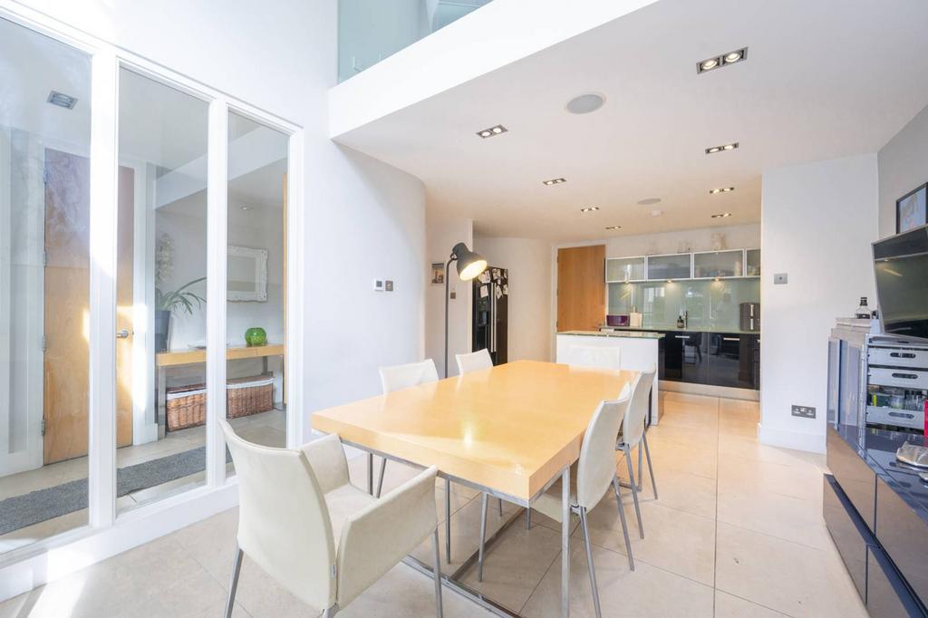 Archer Mews, Clapham North, London, SW9 3 bed house for sale £1,300,000