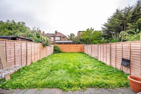 3 bedroom terraced house for sale, Billet Road, Walthamstow, London, E17