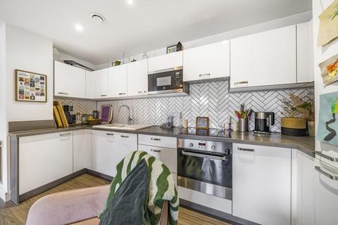 23, Lawrence Court Adenmore Road, London, SE6 4EA