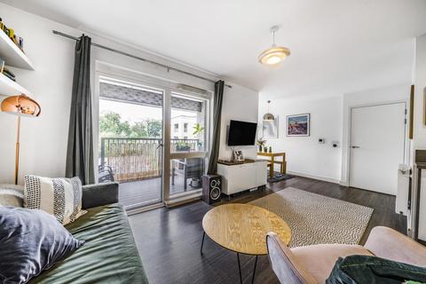 23, Lawrence Court Adenmore Road, London, SE6 4EA