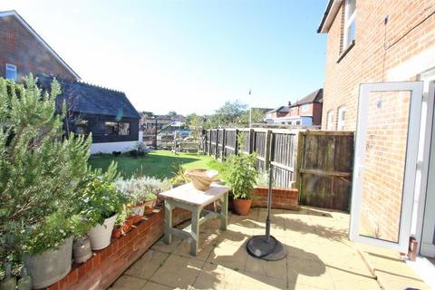 3 bedroom townhouse for sale, New Road, Wootton Bridge, Ryde