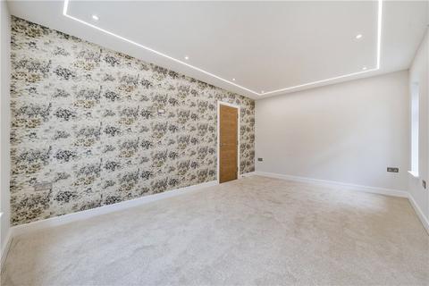 3 bedroom house for sale, High Street, Crowthorne, Berkshire