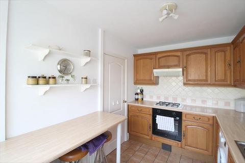 4 bedroom semi-detached house for sale, Lesley Drive, Kingswinford