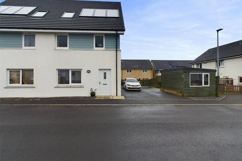 5 bedroom end of terrace house for sale, 1 Gold Drive, Kirkwall, Orkney