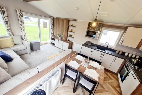 2 bedroom static caravan for sale, Dovercourt Holiday Park