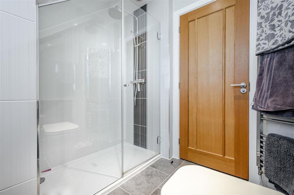 Ensuite shower room