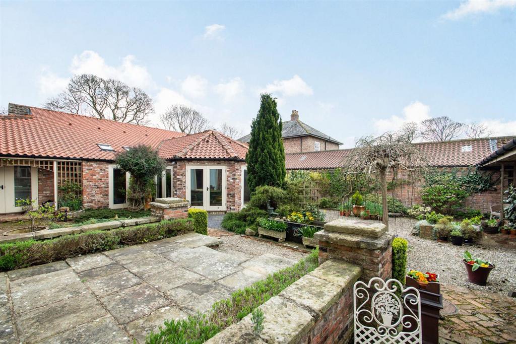 Pool and Inner Courtyard Garden