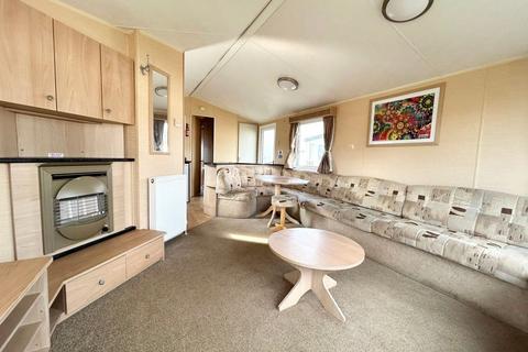 2 bedroom static caravan for sale, Felixstowe Beach Holiday Park