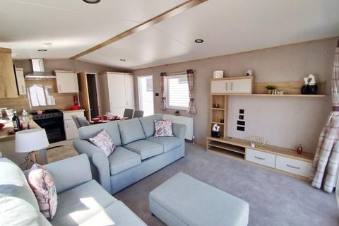 2 bedroom static caravan for sale, Felixstowe Beach Holiday Park