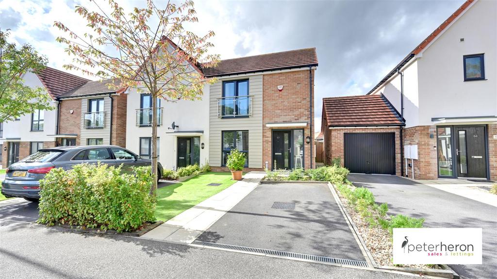 Birchberry Close, Nookside, Sunderland 3 bed semidetached house for