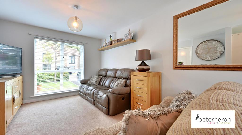 Birchberry Close, Nookside, Sunderland 3 bed semidetached house for