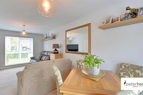 63 Birchberry Close, Sunderland, SR4 8AW