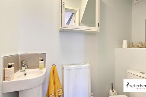 63 Birchberry Close, Sunderland, SR4 8AW