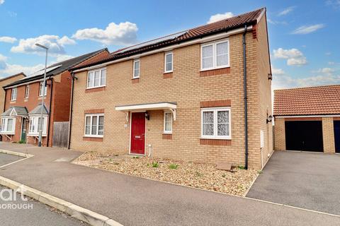 5 bedroom detached house for sale, Vestry Close, Thorney