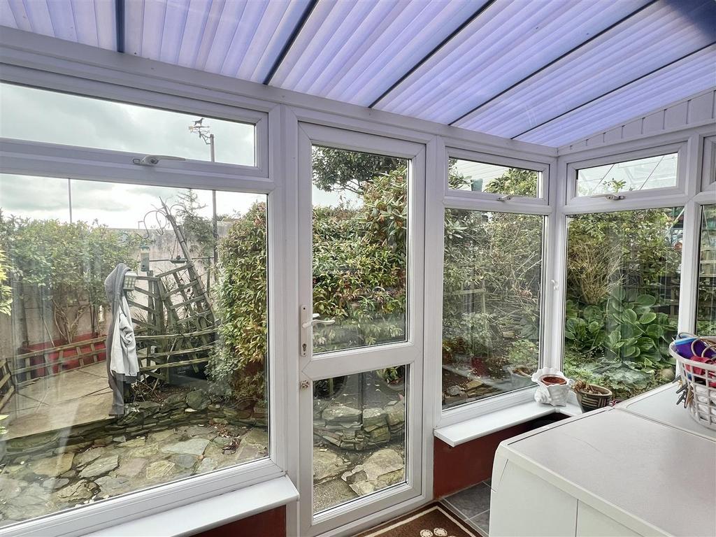 Side Conservatory/Porch