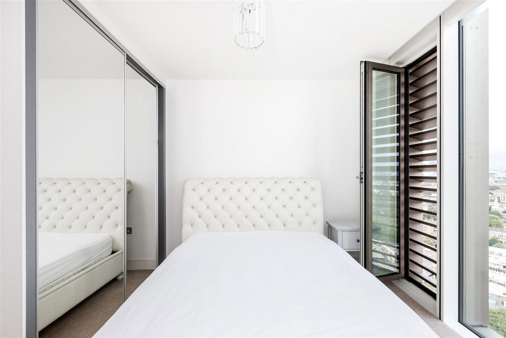 Bedroom 1.jpg
