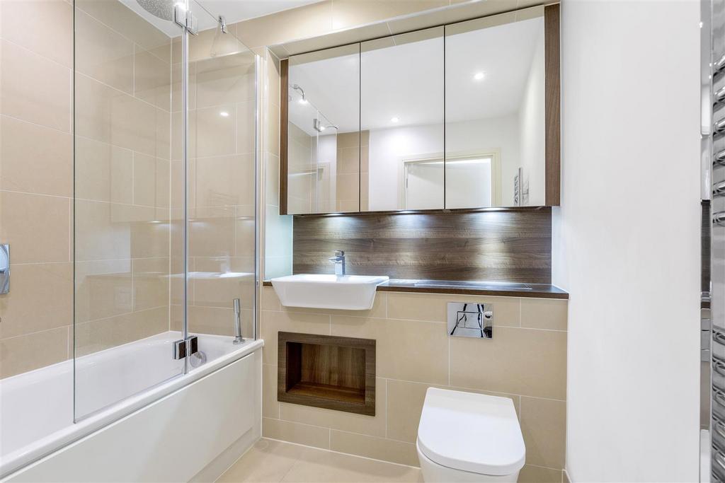 Bathroom.jpg