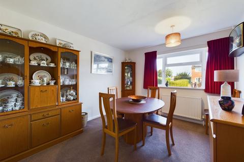 21 Falcon View, Greens Norton, Towcester, NN12 8BT