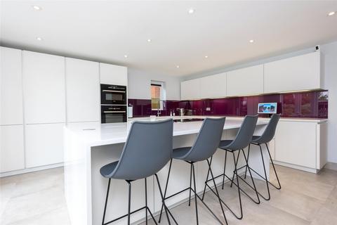 11 Holder Close, Shinfield, Reading, RG2 9HQ