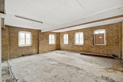 Property to rent, The Old Granary, Barking, IG11