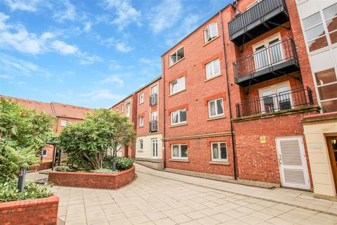 2 bedroom flat to rent, Trafalgar House, Piccadilly, York