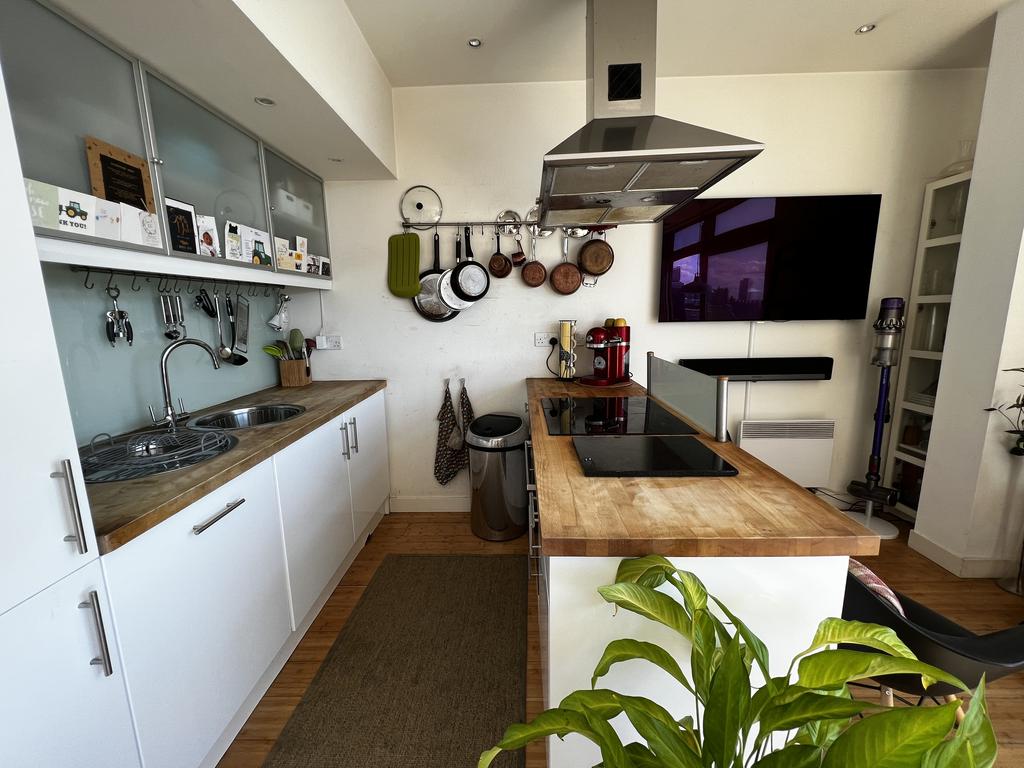 Neptune Street, Leeds, West... 1 bed flat to rent £995 pcm (£230 pw)