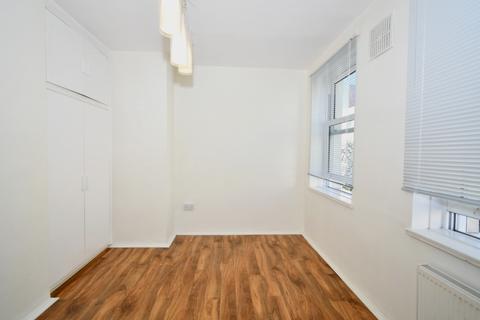 2 bedroom apartment to rent, Crewe House, Turin Street, London, E2